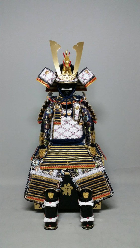 C-006】紺糸威金当世小札大鎧 (子供鎧) – JAPAN ICHIBAN E-SHOP