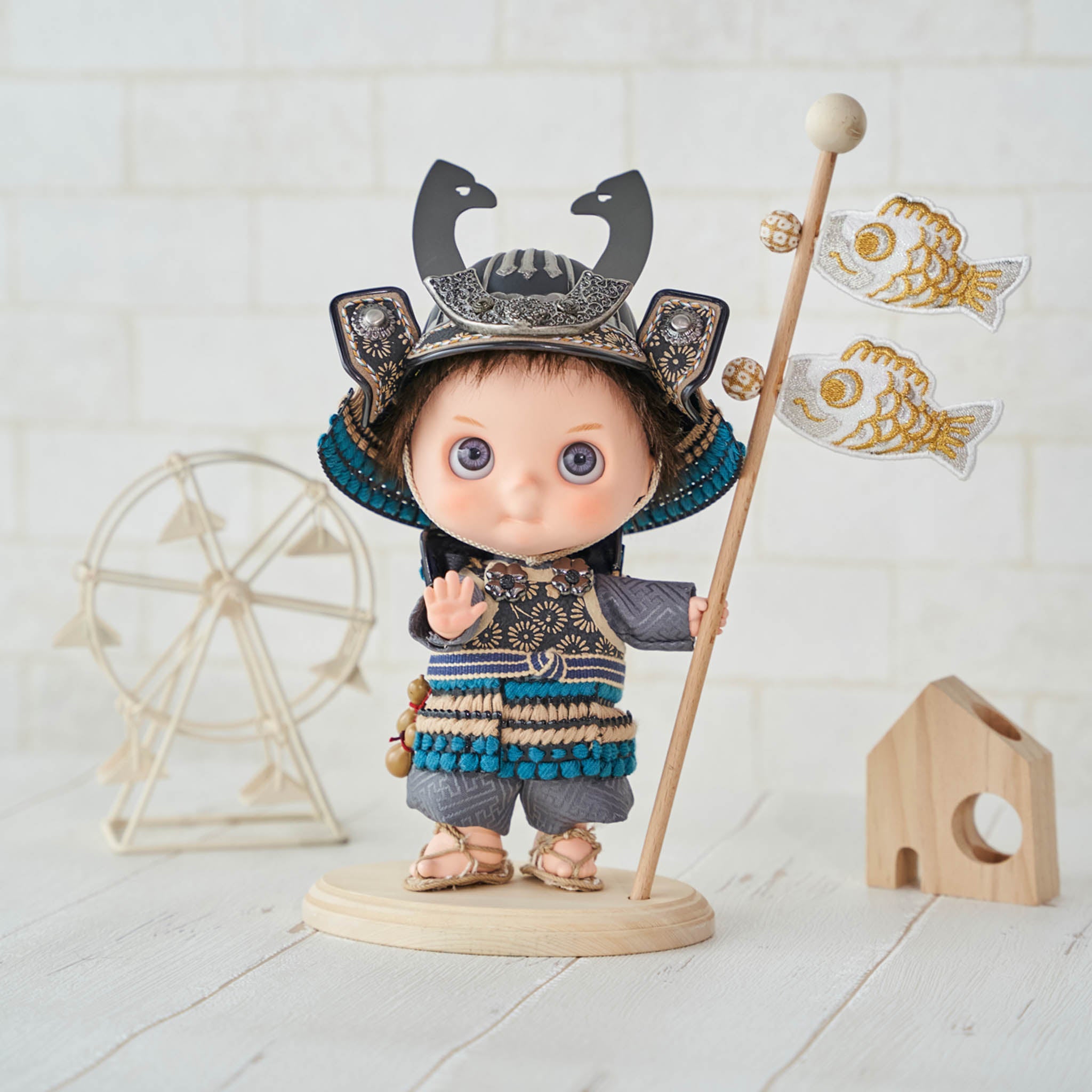 オリエンタル坊や】 首振り人形 陶器製ツヤ有りver. 化粧箱付き