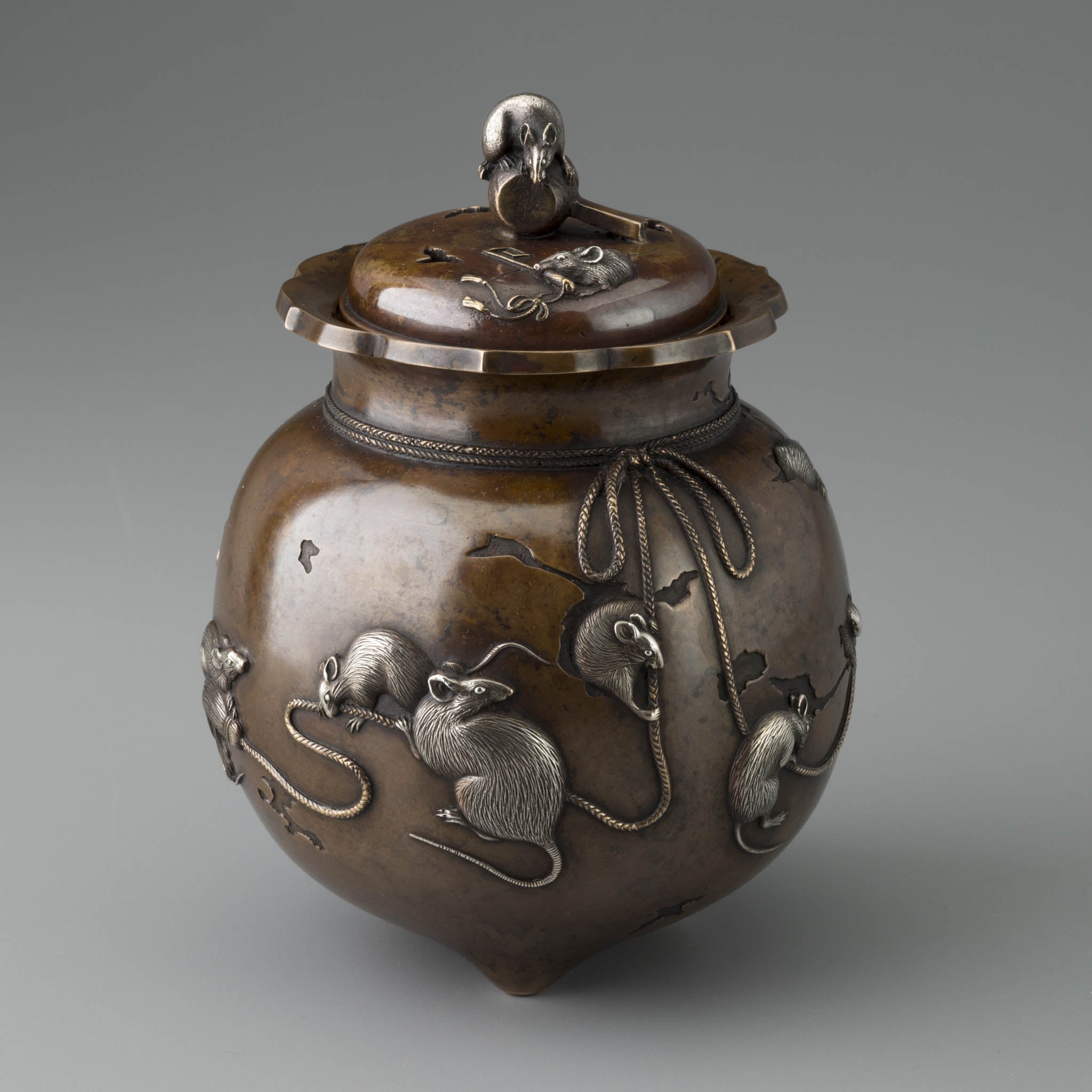 高岡銅器 香炉 名取川雅司作 布袋文 焼朱銅色