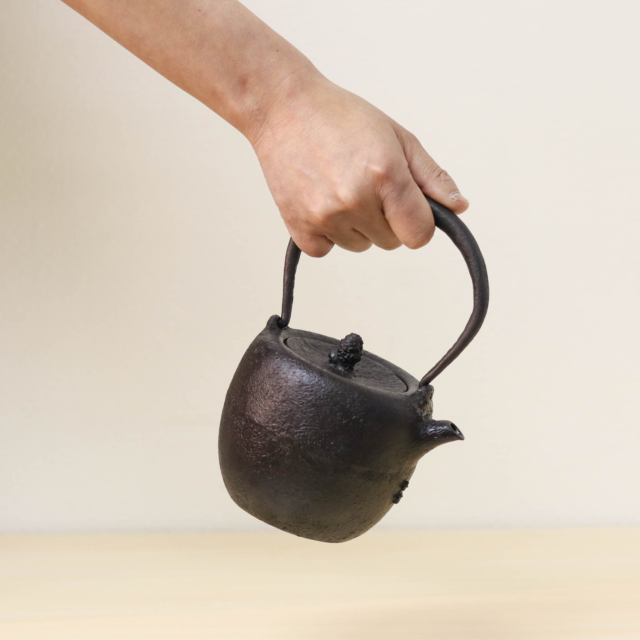 YG-AK-12_11.jpg?v=1711351669&