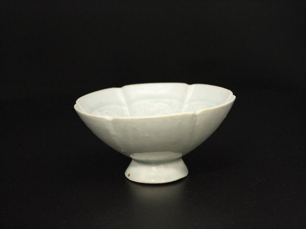 景徳佳洋 白磁影彫紋茶碗 箱付 茶道具 保証品◇11721YS 景