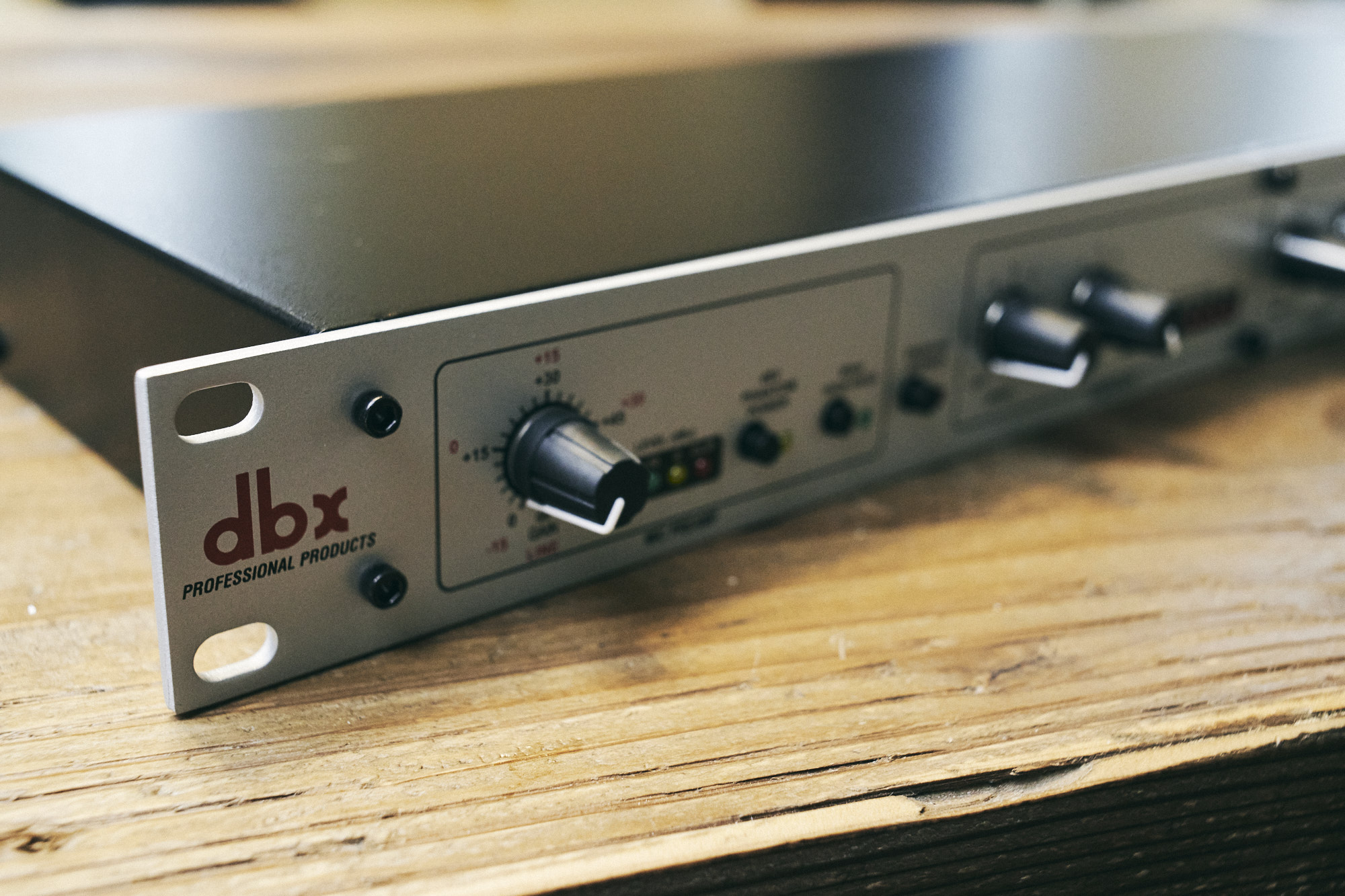 SHURE SM7B用にマイクプリアンプ dbx 286sを導入 | jittodesign blog