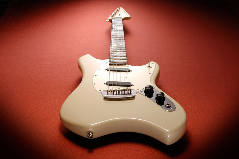 カミナリギター