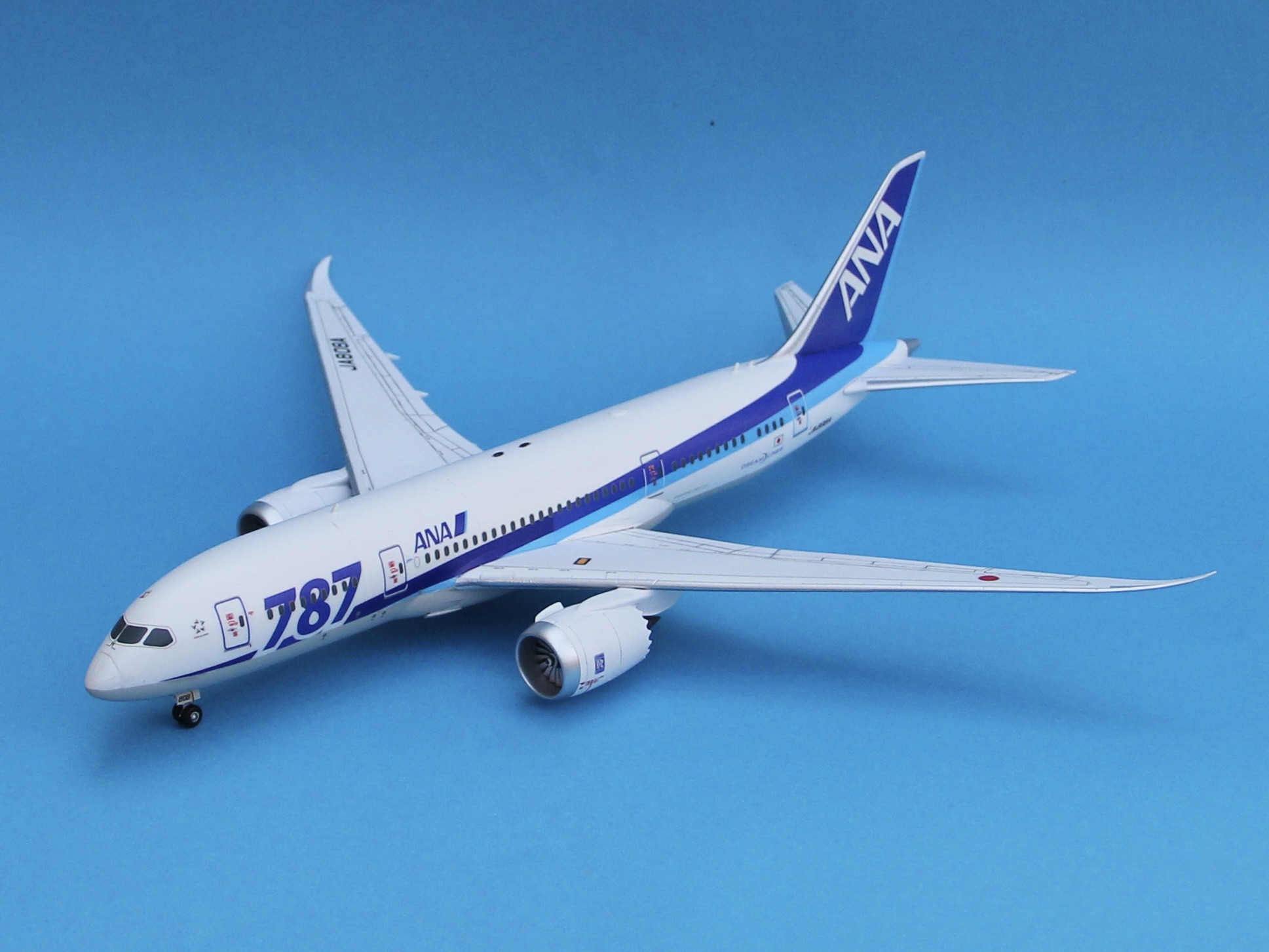 飛行機模型]全日空商事 ANA B787-8 JA825A 1/200 イワヤ ANA 1/200