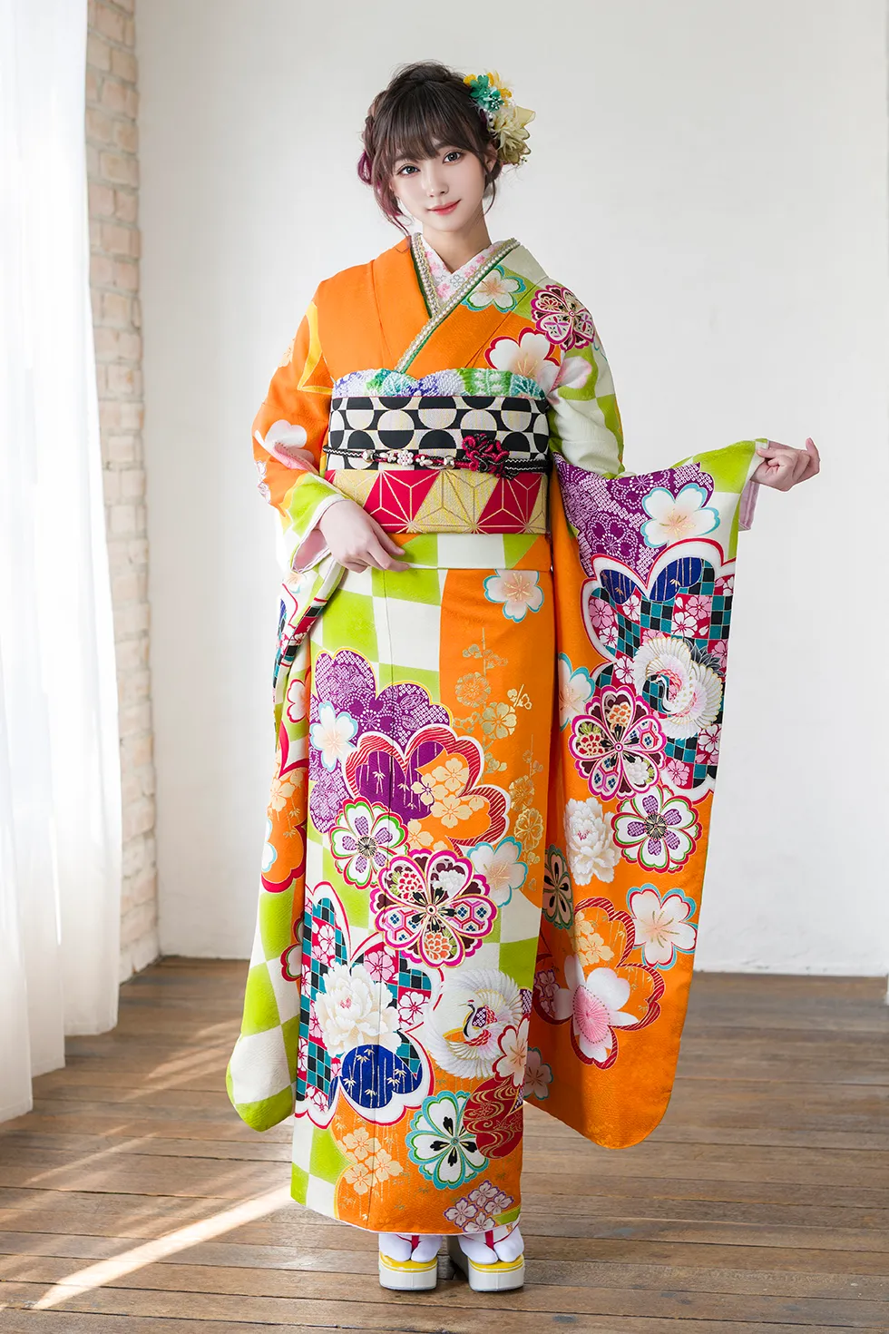 オレンジ市松に桜［FS0899］ - 成人式振袖レンタル・販売のふりそでエイト