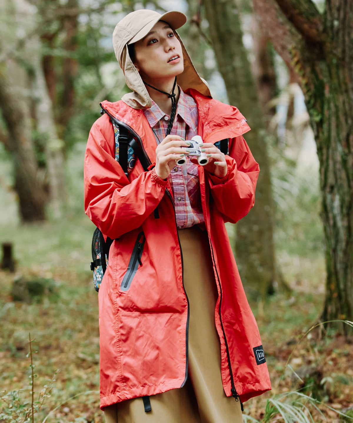 マンウィズ タナパイサイン入り KIU レインコート KIU マンウィズ