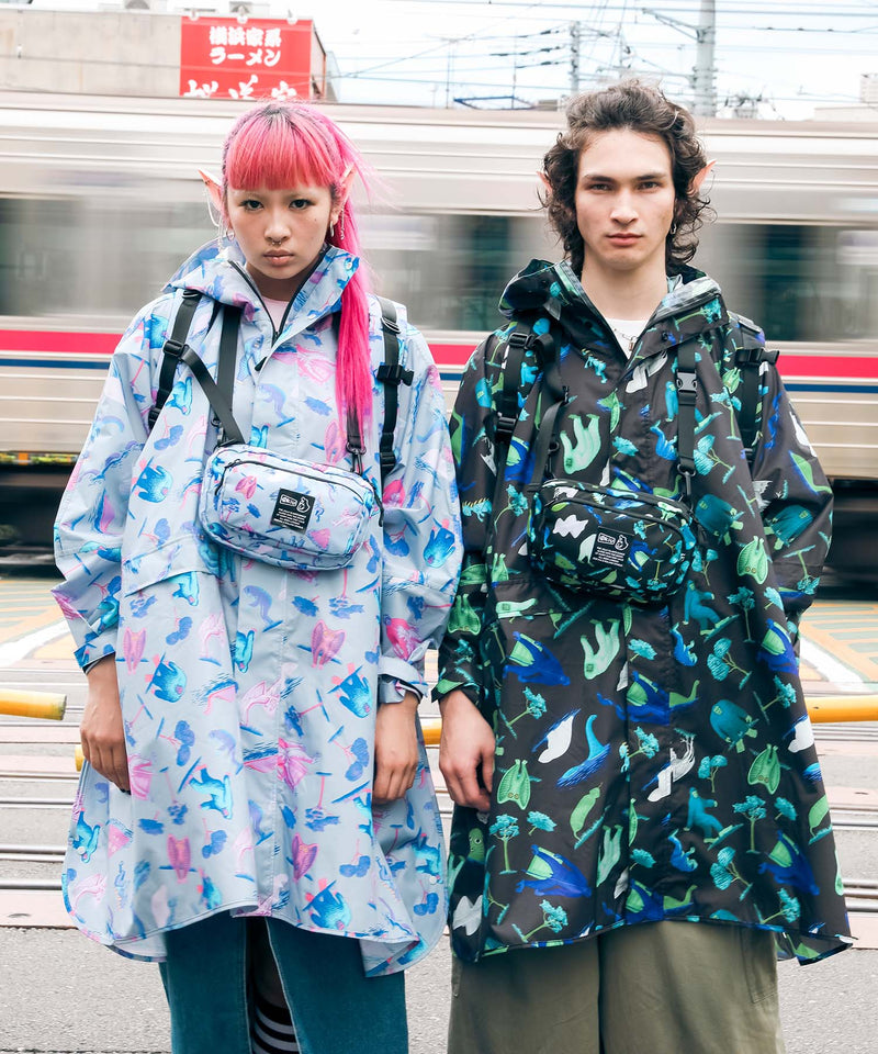 マンウィズ タナパイサイン入り KIU レインコート KIU MWAM