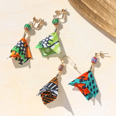 トレードビーズ アフリカ 希少 レア 貴重 グリーン ブラック オレンジ