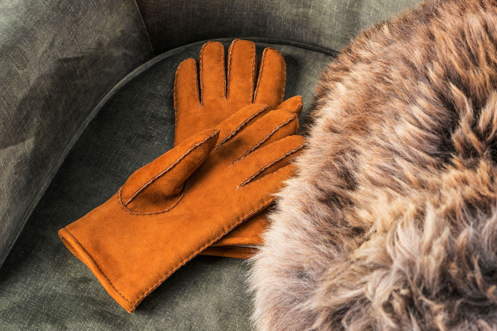 Four Peaks Sheepskin Gloves – Kiwi Sheepskins