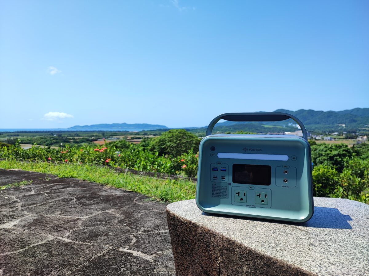 YOSHINO B300 SST Proレビュー！氷点下でも使える固体電池ポータブル
