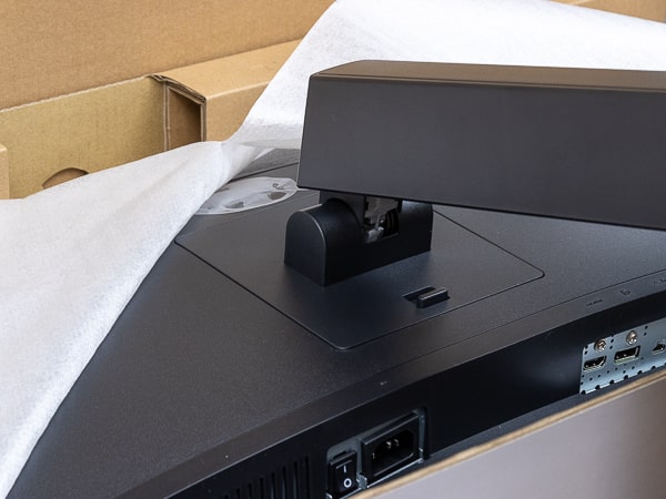 HP M34d WQHDカーブドディスプレイレビュー：ほぼ5万円で100Hz対応の34