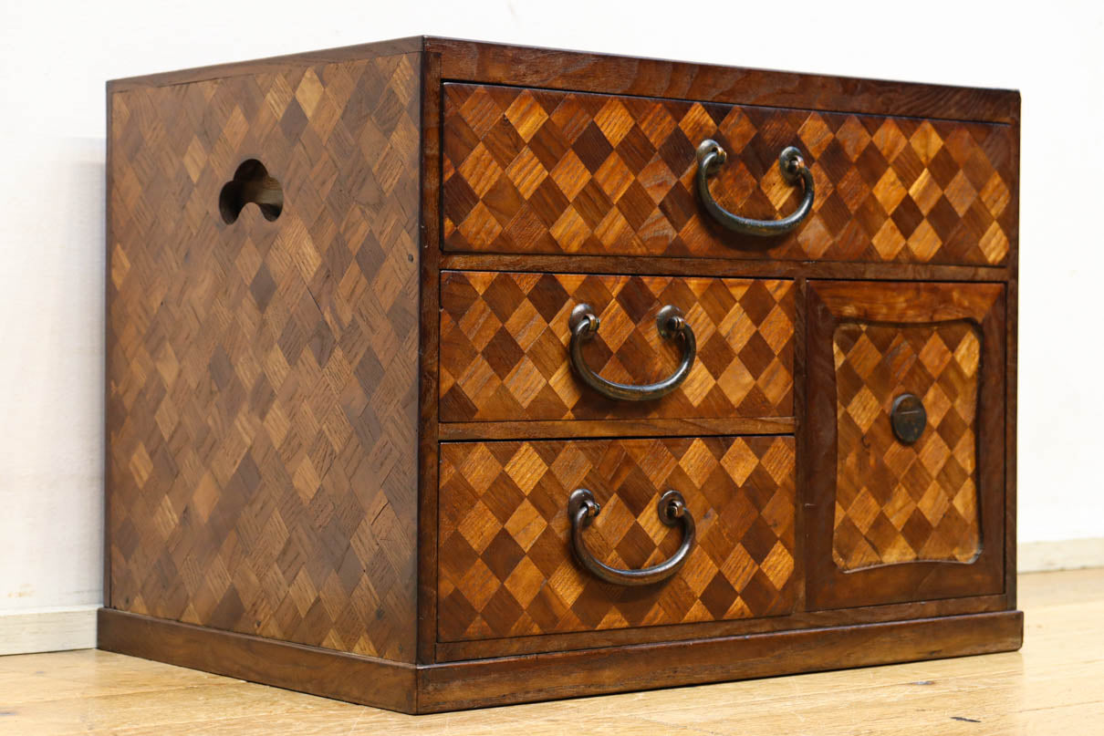 伝統工芸品！高級【箱根寄木細工・五つ引出し・小箪笥】小引出5杯