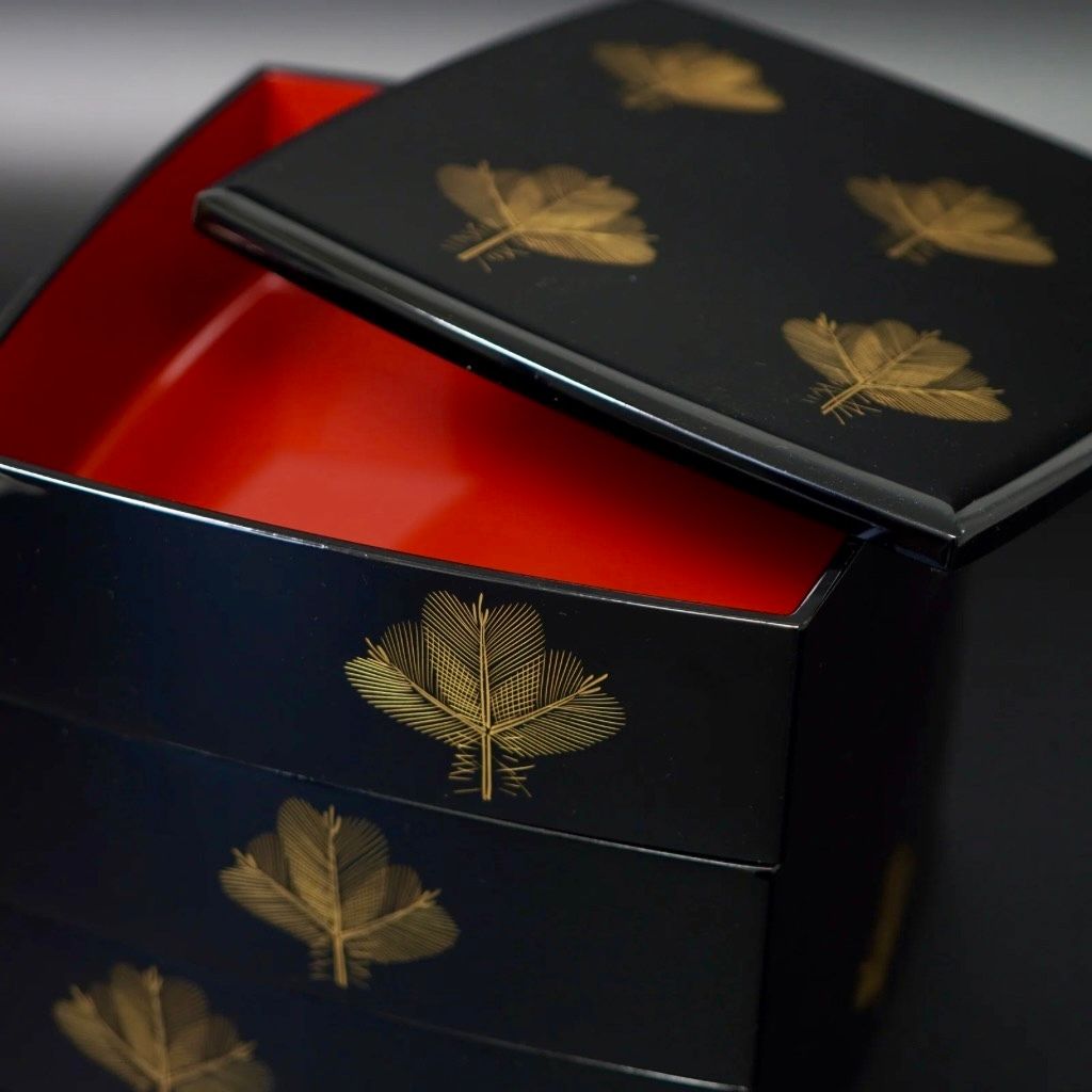 越前 若松沈金6.0重箱 黒内朱 – 漆器 高翆