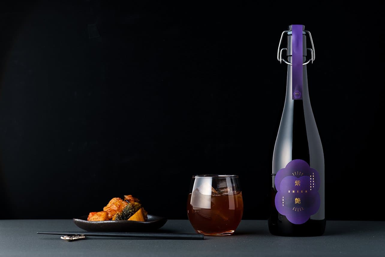 紫艶 | 和歌山県の梅酒 | クラフト酒・日本酒の通販ならKURAND（クランド）