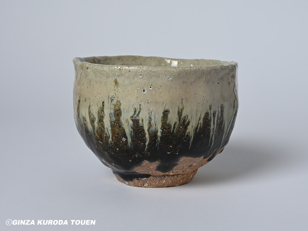藤ノ木土平 朝鮮唐津手びねり茶碗 | 銀座 黒田陶苑オンラインショップ