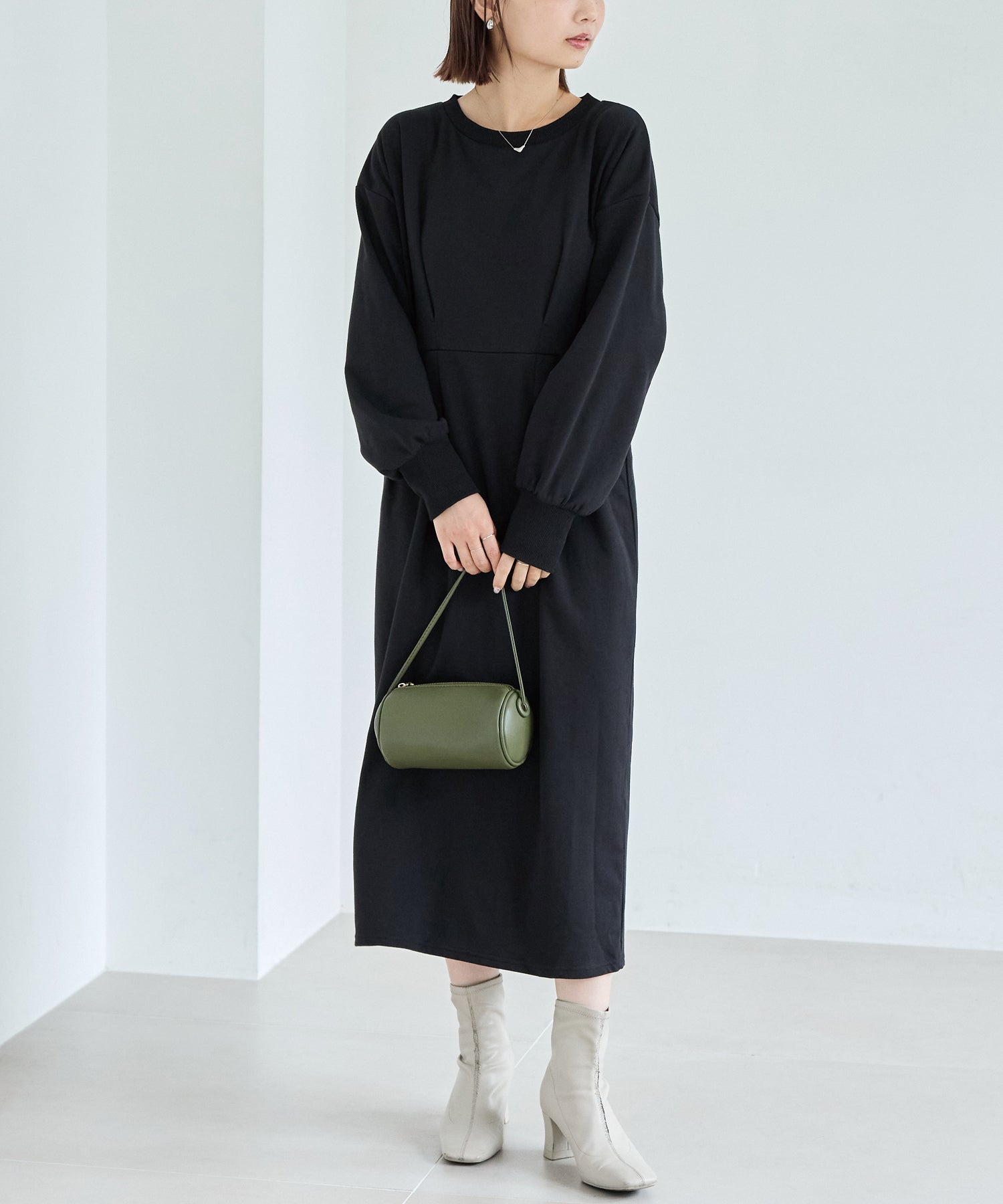 好機能シリーズ】吸湿発熱/静電気防止/ポンチタックワンピース | ラビ