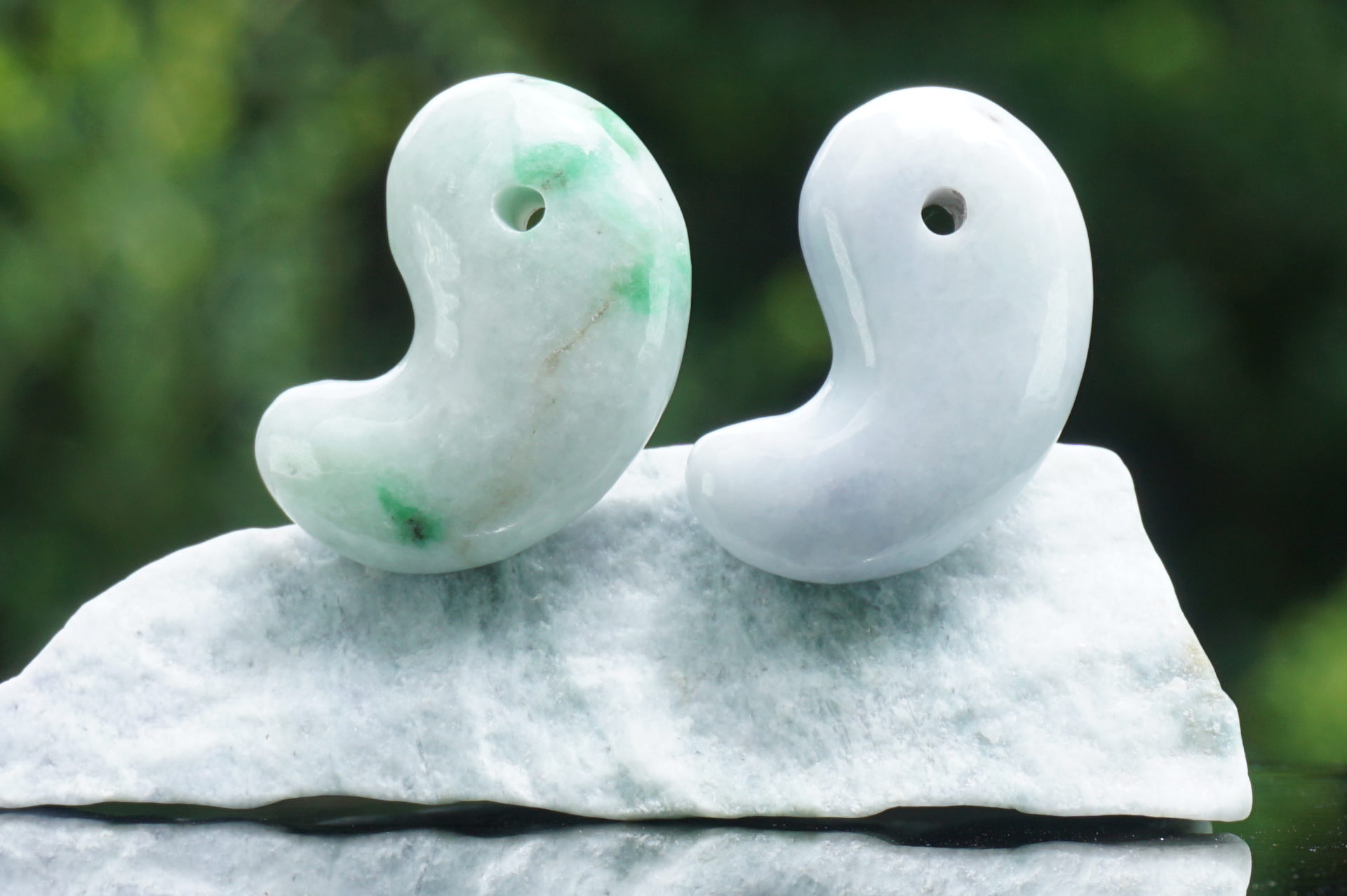 ラベンダー翡翠ブレスレット①（径16cm）（鑑別書付き） ✳ 極上の氷