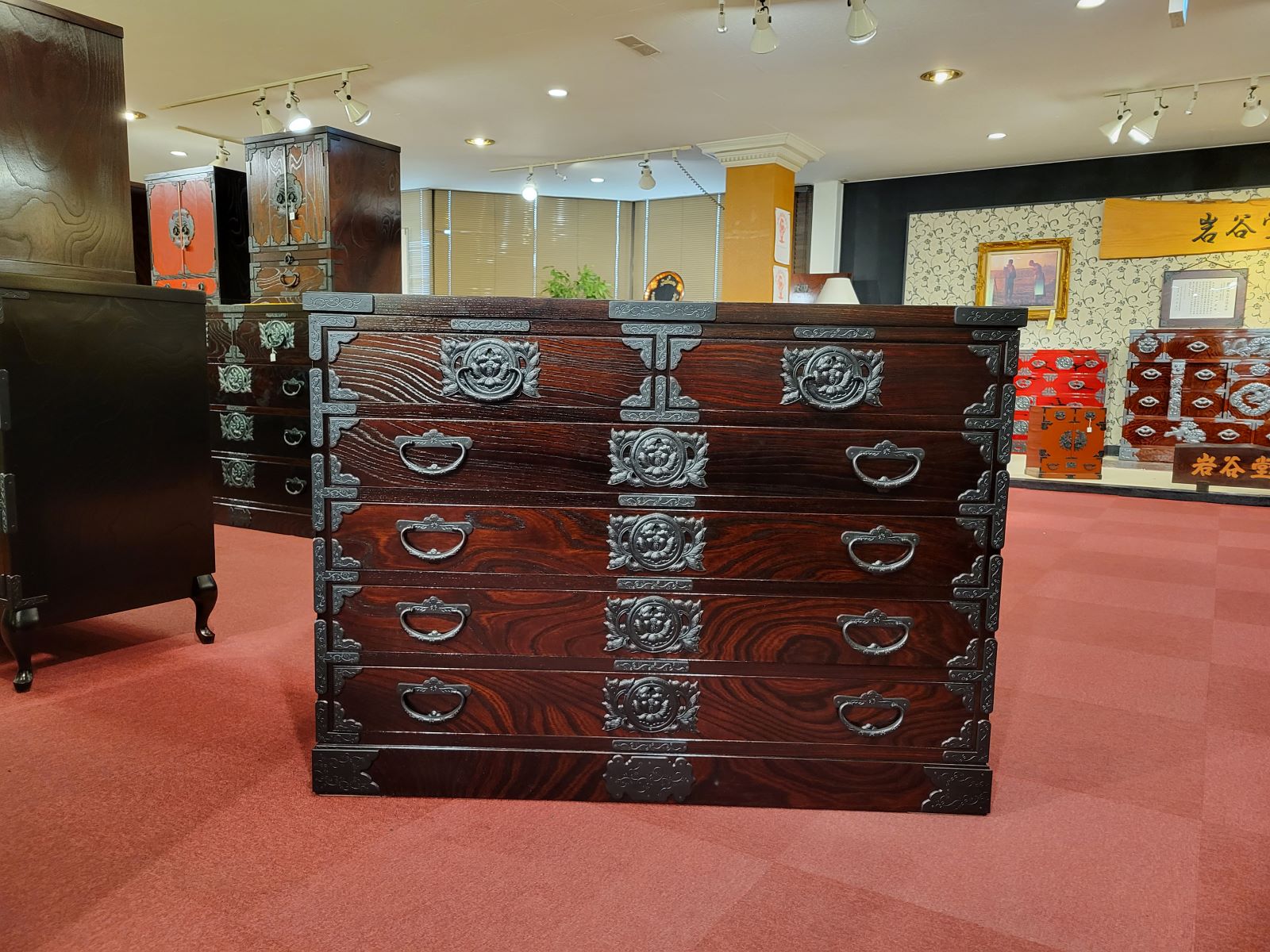 公式】リブラショールーム｜岩谷堂箪笥 過剰在庫の為、現品処分売り