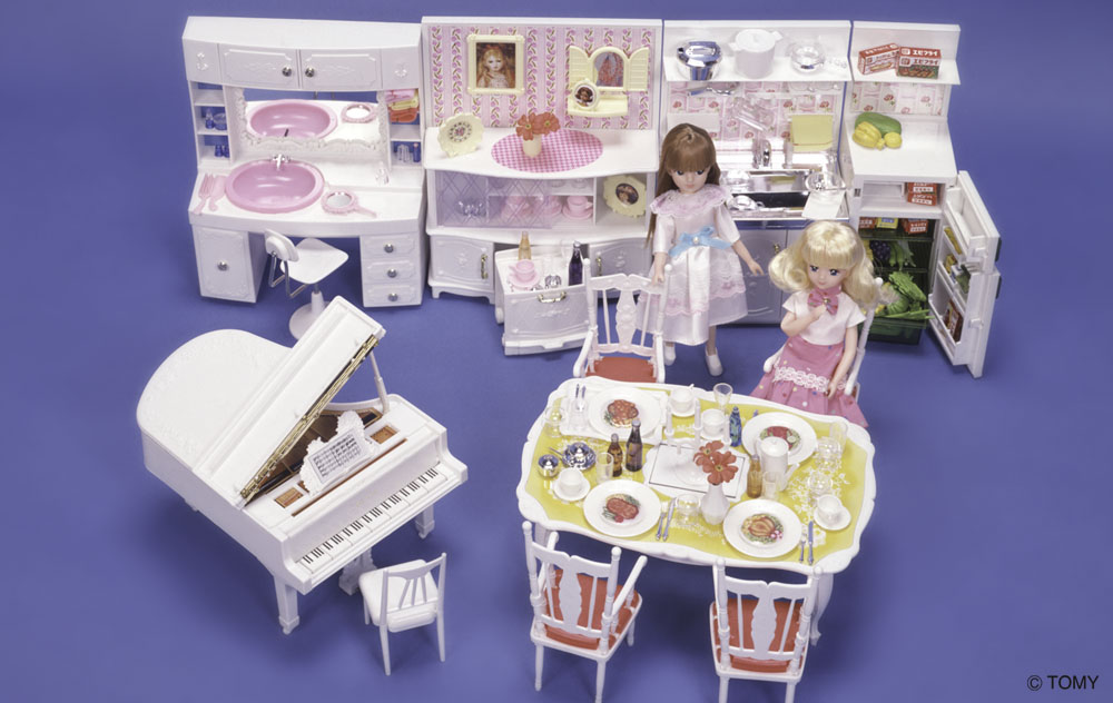 リカちゃん55周年記念サイト リカちゃん白い白い家具セット 7種類セット+