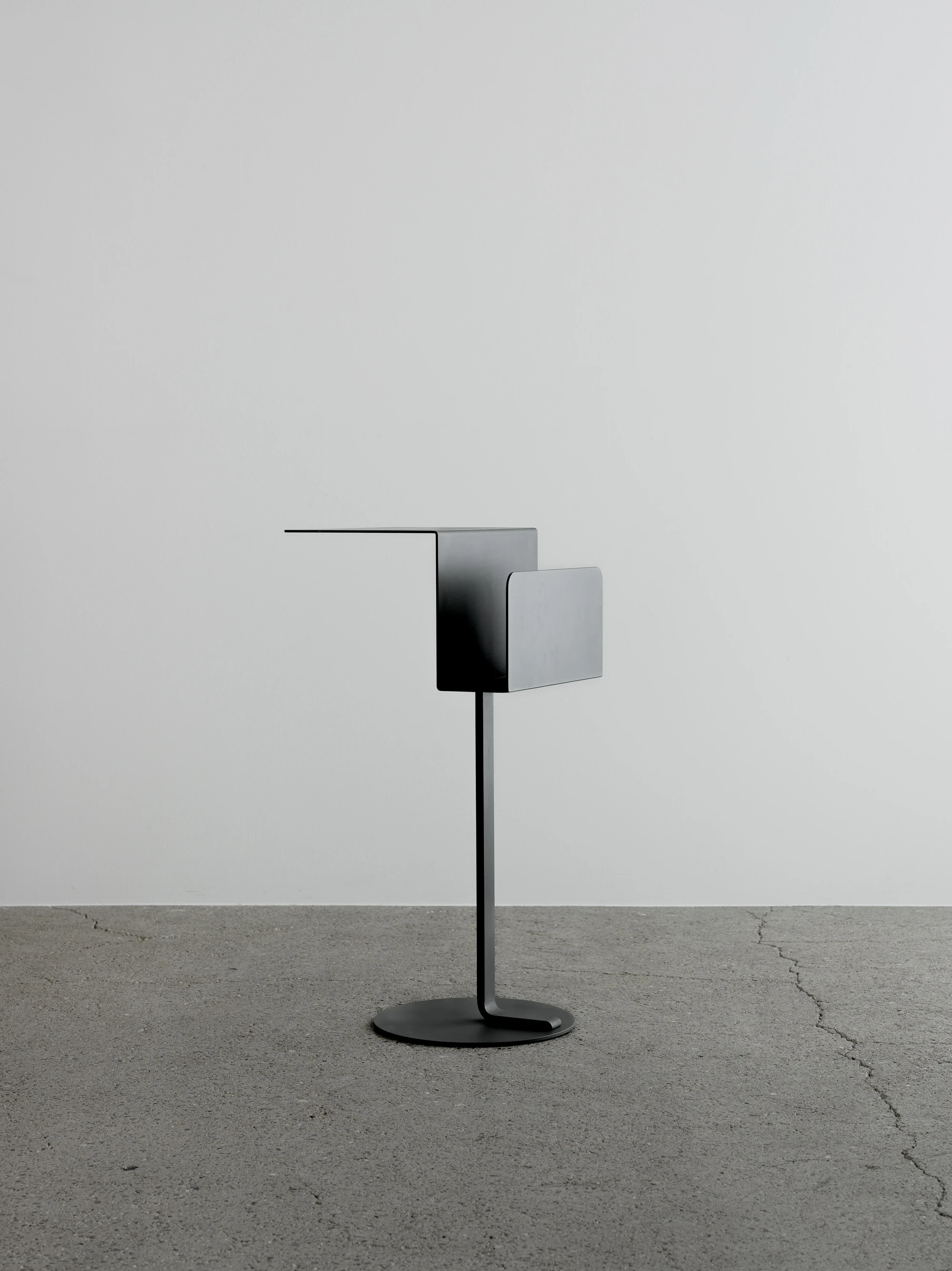 MONO TABLE B - licht-gallery
