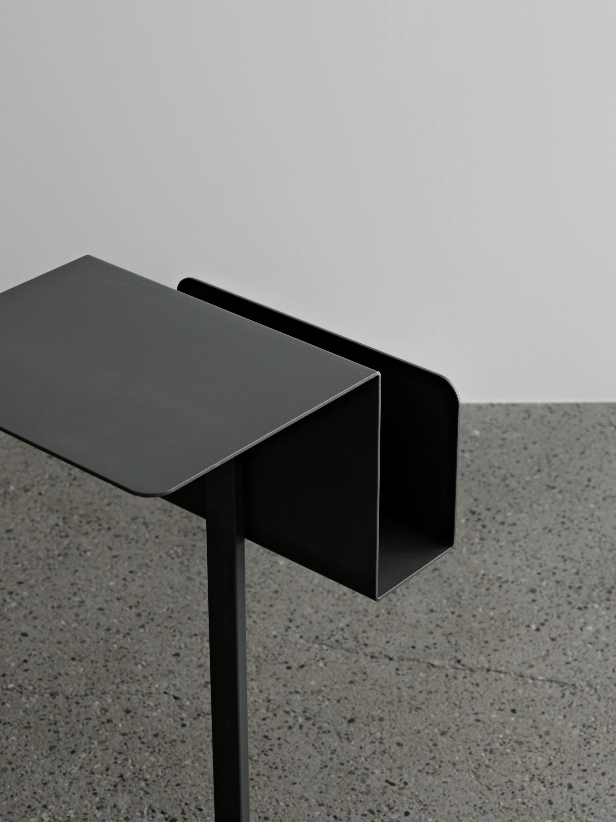 MONO TABLE B - licht-gallery