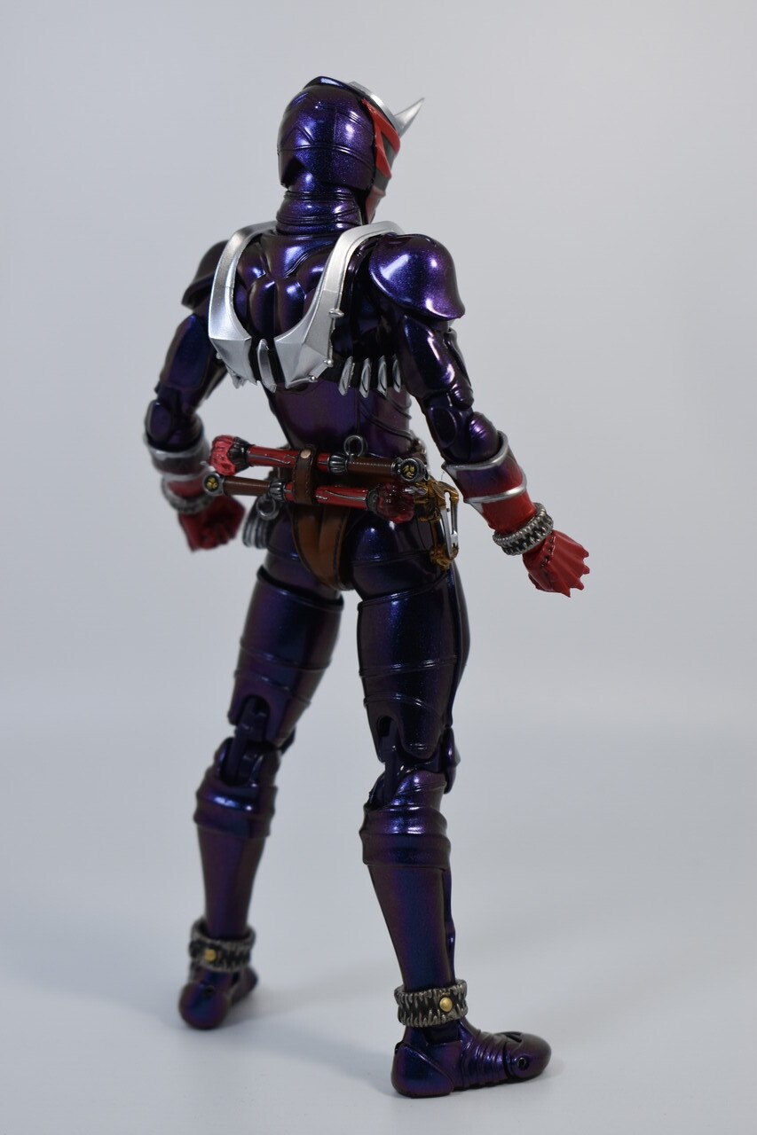S.H.Figuarts 仮面ライダー響鬼（真骨彫製法） 10th Anniversary Ver