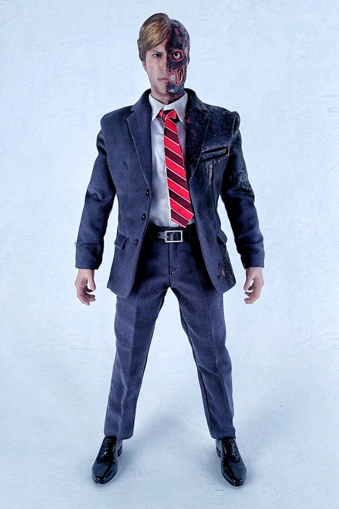 トゥーフェイス 2.0版 ホットトイズ ムービー マスターピース ダーク