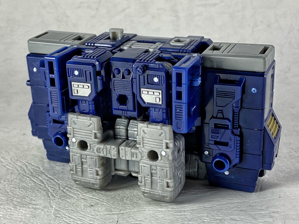 トランスフォーマー WFC-14 サウンドウェーブ レビュー : えるけーえぬ