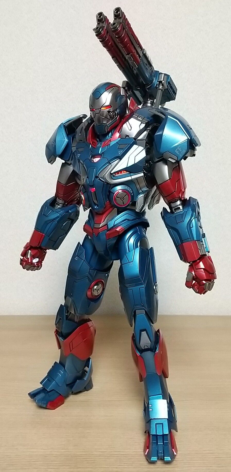 重装備の極み！！】ムービーマスターピース ダイキャスト アイアン