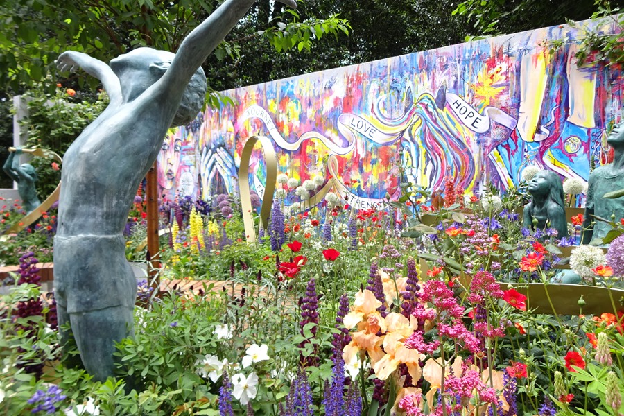 RHSチェルシーフラワーショー・The Supershoes, Laced With Hope