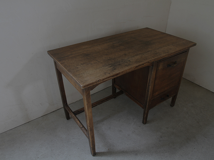 イギリス アンティーク オーク材 古い片袖机 デスク | MANSIKKA
