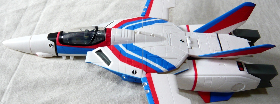 YAMATO やまと 1/48 VF-1A エンジェルバーズ 完全変形 バルキリー 超