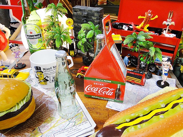 コカ・コーラブランド コンツアーボトル型ソルト＆ペッパーボトル