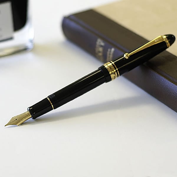 パイロット 万年筆 カスタム743 ブラック ＜会員登録後のレビュー記入