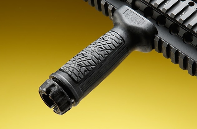 Daniel Defense/ダニエルディフェンス バーティカルフォアグリップ