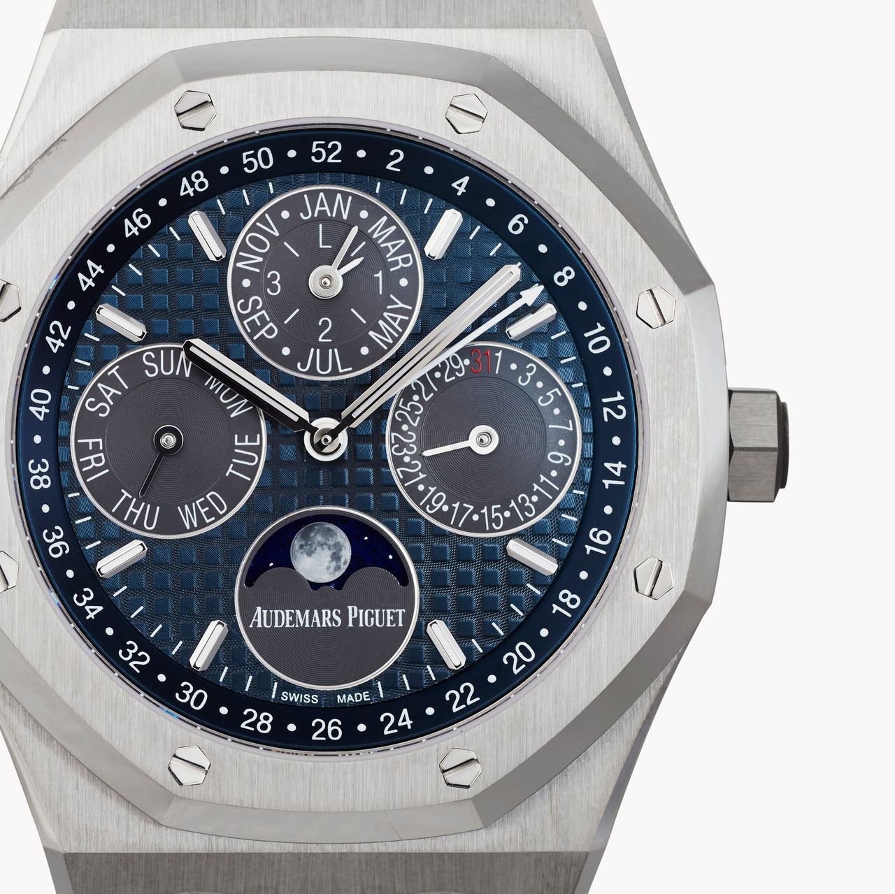 Material Good | AP | Royal Oak Perpetual 26574TI | Explore