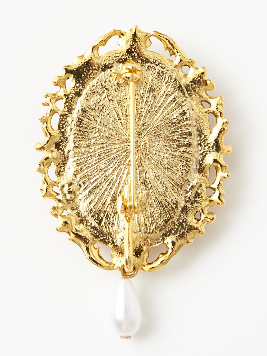 残りわずか】カメオブローチピン(FREE ブラック): ふりふ ｜ミマツ