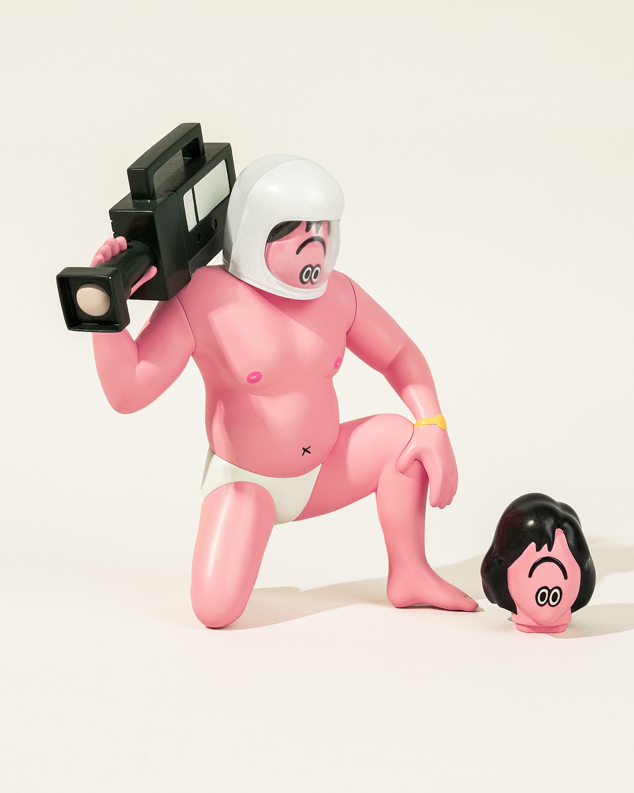 FACE Oka X Netflix全裸監督」系列｜全球限量624個「NICE DIRECTOR