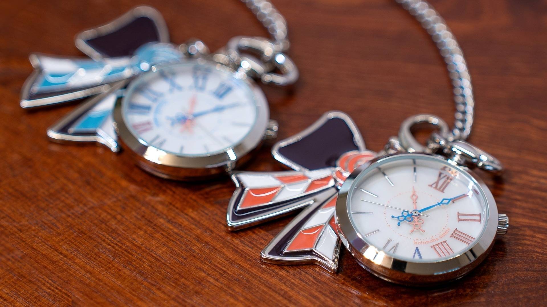 ▷バーメイド・ポケットウォッチ 琴葉 茜／琴葉 葵 事前予約販売開始