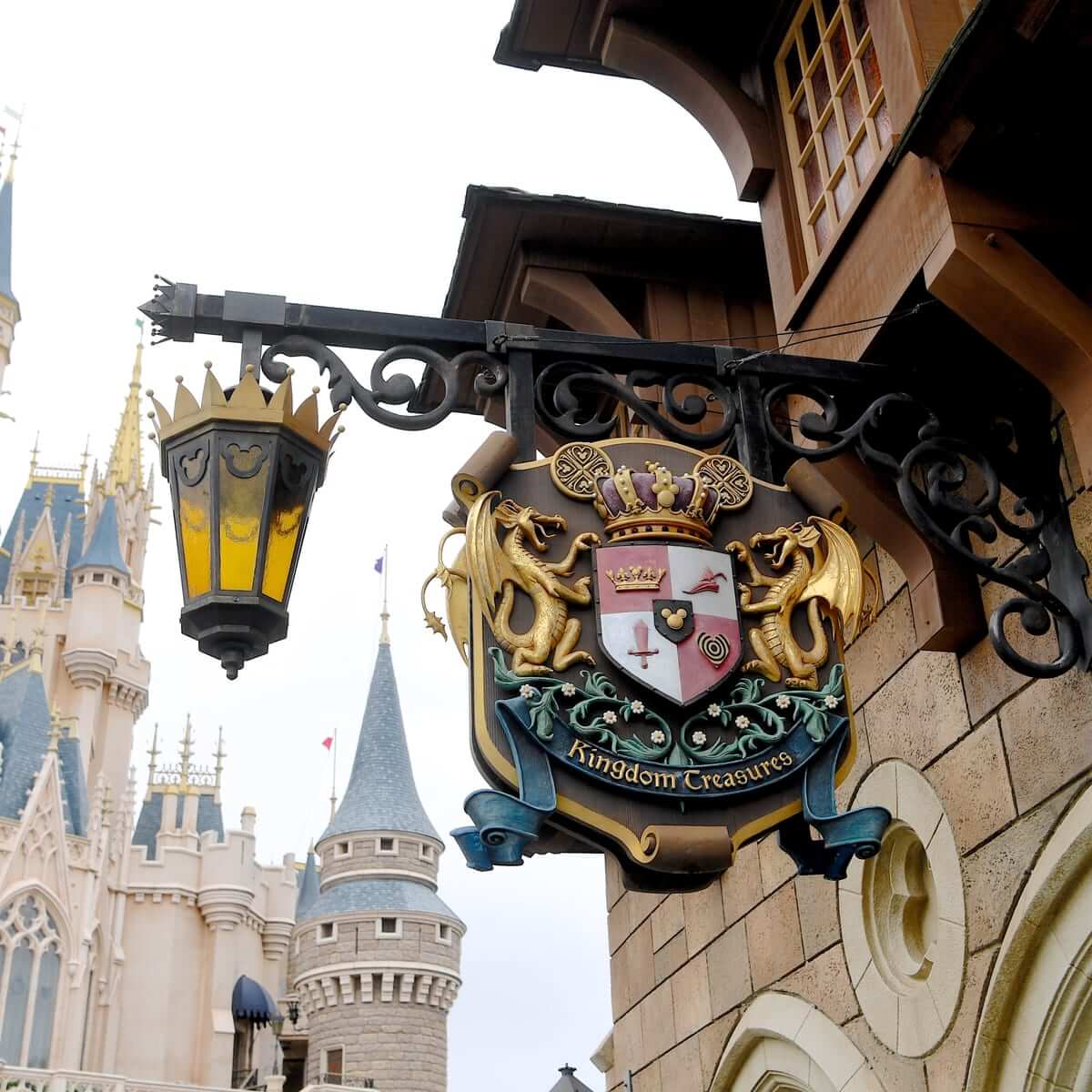 50％オフ商品を5点購入でおまけがもらえる！東京ディズニーランド