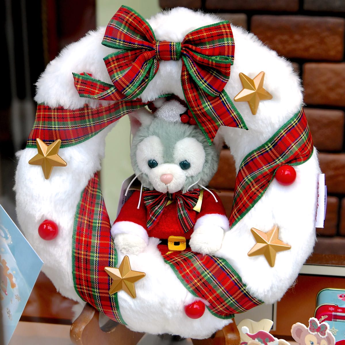 サンタコスチュームのダッフィー！東京ディズニーシー“ダッフィーの