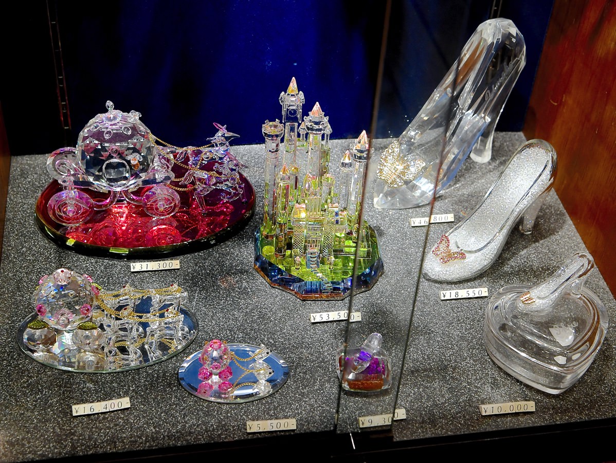 ディズニーランド シンデレラ ガラス細工