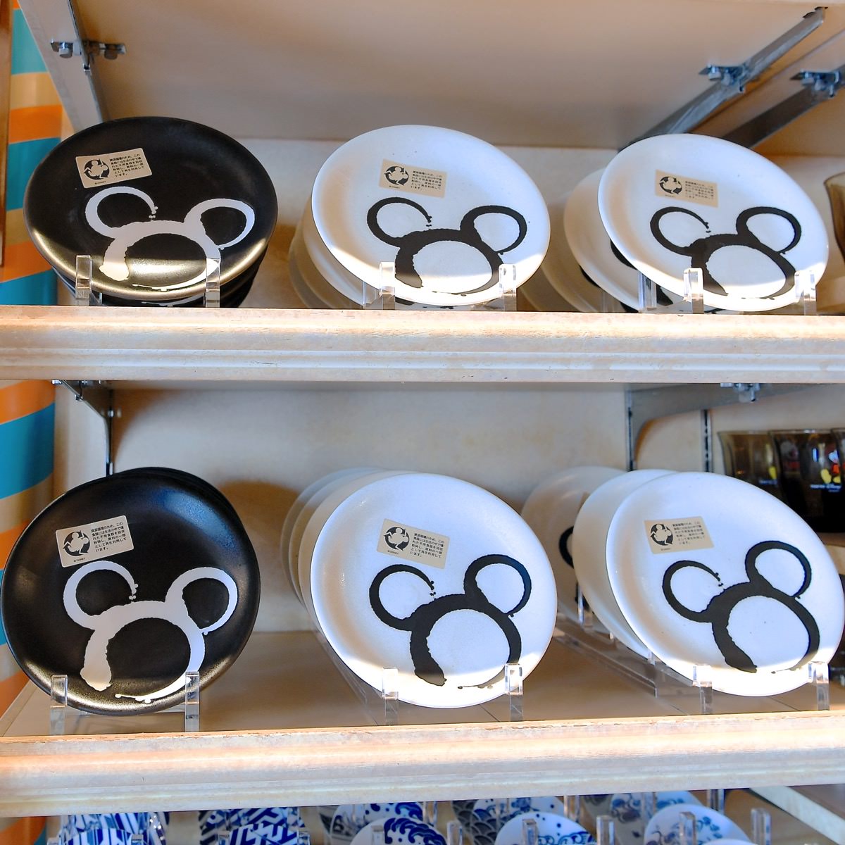 爽やかな和風デザイン！東京ディズニーランド ミッキーモチーフ和食器 -