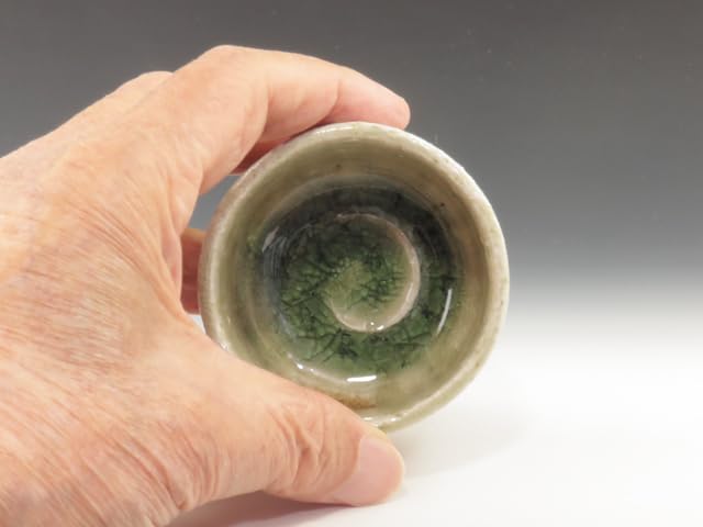 Amazon.co.jp: 伊賀焼（三重県） 常山窯 酒器 ぐい呑 灰釉掛け