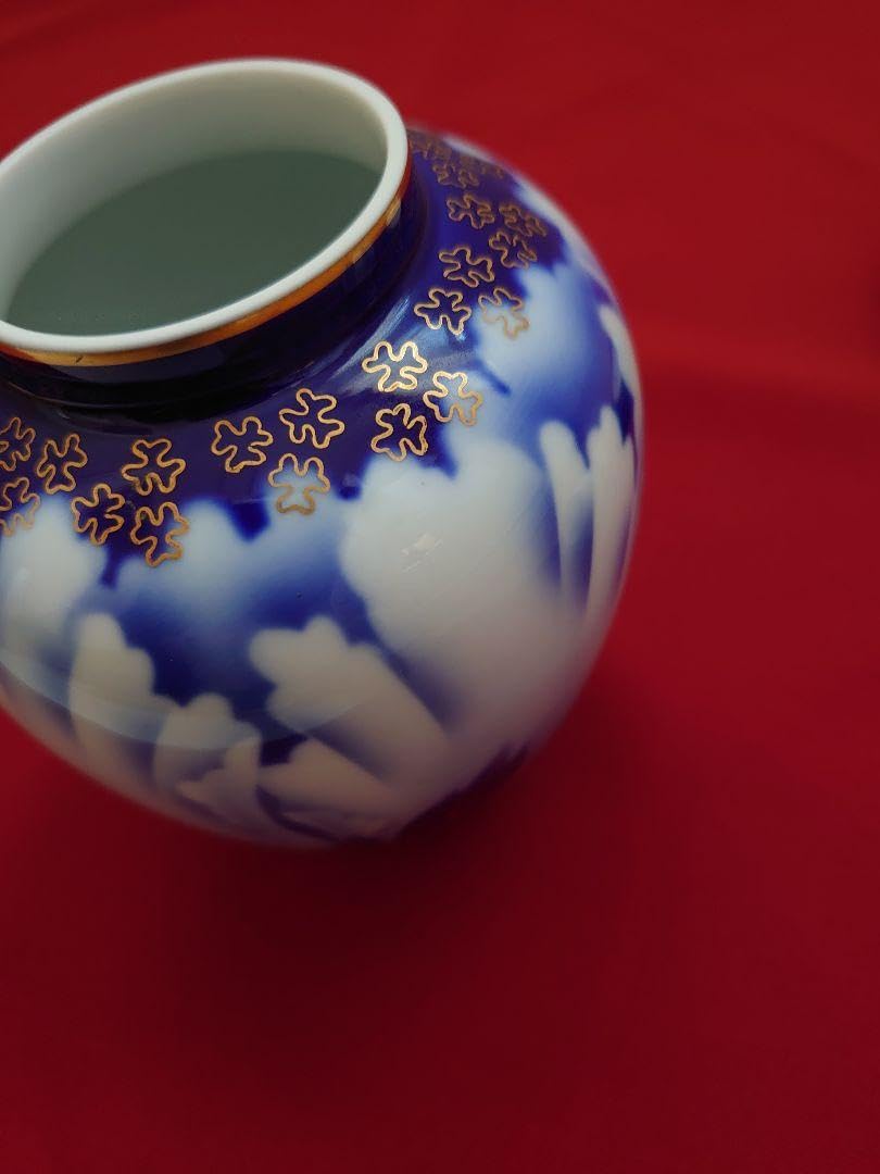 深川製磁 深川製磁 染付金彩牡丹紋 沈香壺 飾壺蓋