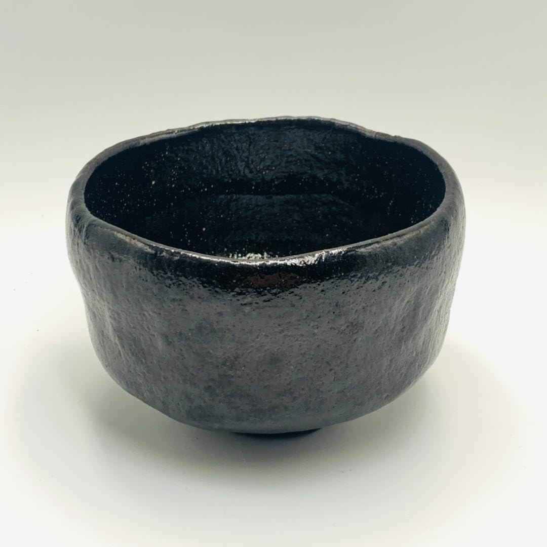 Amazon.co.jp: 楽焼窯元・七世 川崎和楽作黒楽茶碗 茶道具 共箱 栞
