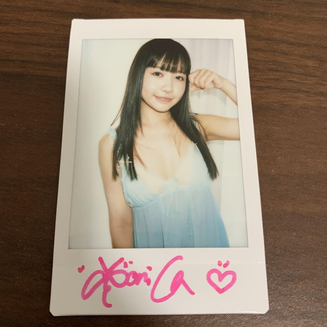 直筆サイン入り】 菜乃花 額装32 写真 直筆サイン入り】 菜乃花 額装32