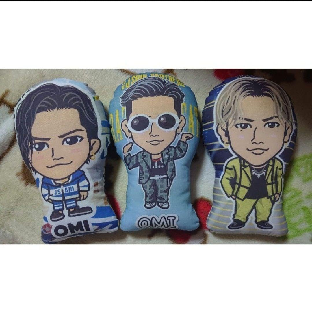登坂広臣 KINGDOM ガチャ限定クッション 登坂広臣 ØMI レア クッション