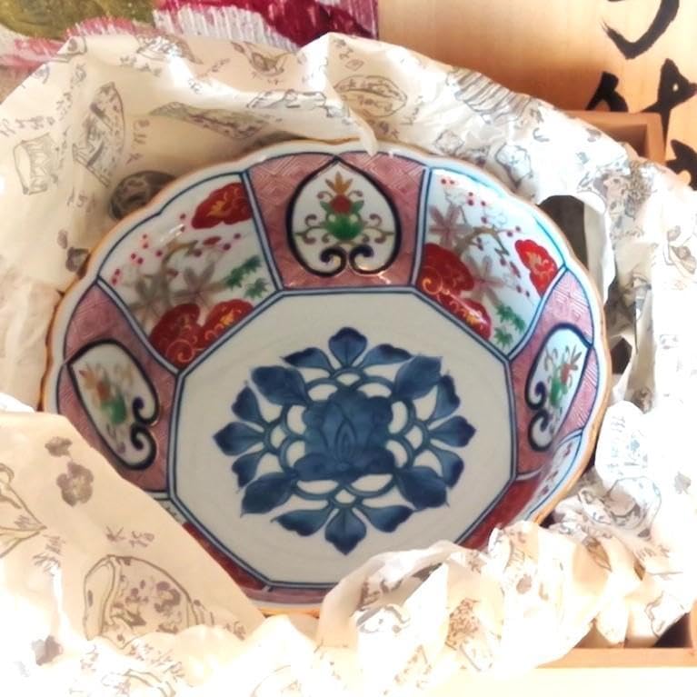 古伊万里 染錦菊割ミツ鉢 木箱 幅約24/21/18㎝