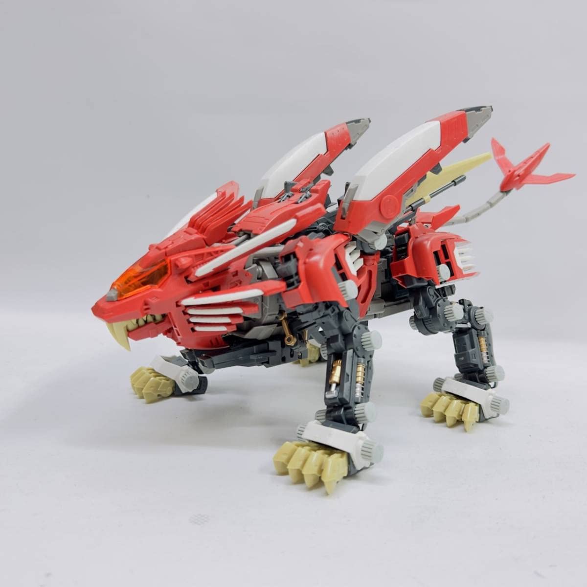 Amazon | 【組立済】 コトブキヤ RZ-028 ブレードライガーAB レオン